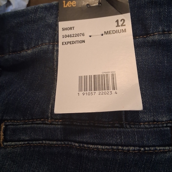 Lee Pants - Lee Expedition Medium Wash Shorts